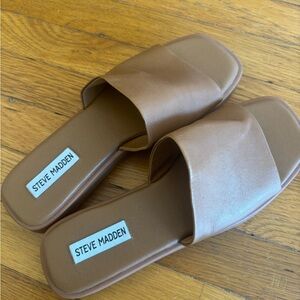 Steve Madden Tan Slide Sandals